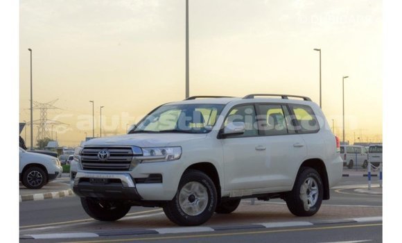 Buy Import Toyota Land Cruiser White Car in Import - Dubai in Anse-la-Raye Buy Import Toyota Land Cruiser White Car in Import - Dubai in Anse-la-Raye