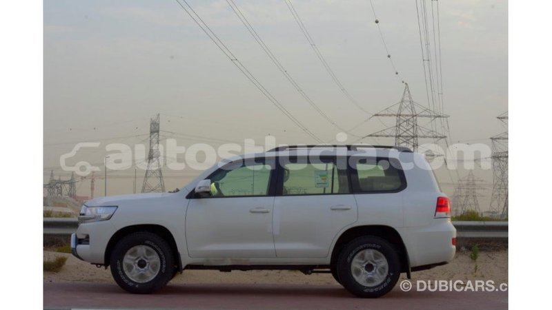 Big with watermark toyota land cruiser anse la raye import dubai 1843