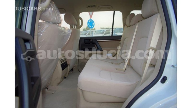 Big with watermark toyota land cruiser anse la raye import dubai 1843