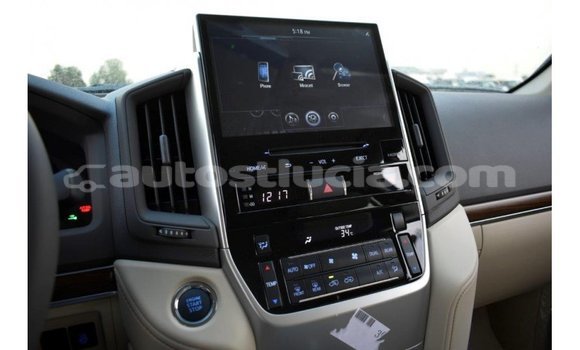 Buy Import Toyota Land Cruiser White Car in Import - Dubai in Anse-la-Raye Buy Import Toyota Land Cruiser White Car in Import - Dubai in Anse-la-Raye