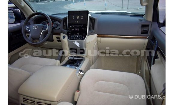 Buy Import Toyota Land Cruiser White Car in Import - Dubai in Anse-la-Raye Buy Import Toyota Land Cruiser White Car in Import - Dubai in Anse-la-Raye