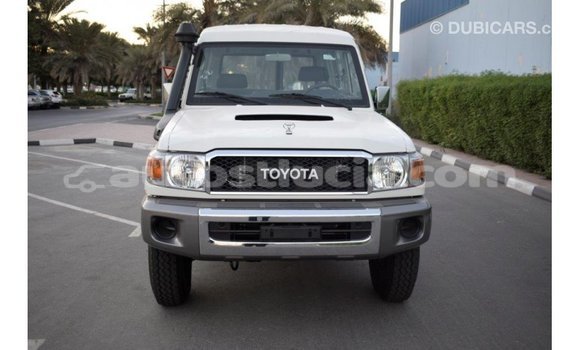 Buy Import Toyota Land Cruiser White Car in Import - Dubai in Anse-la-Raye Buy Import Toyota Land Cruiser White Car in Import - Dubai in Anse-la-Raye