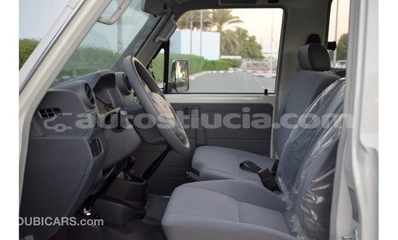 Buy Import Toyota Land Cruiser White Car in Import - Dubai in Anse-la-Raye Buy Import Toyota Land Cruiser White Car in Import - Dubai in Anse-la-Raye
