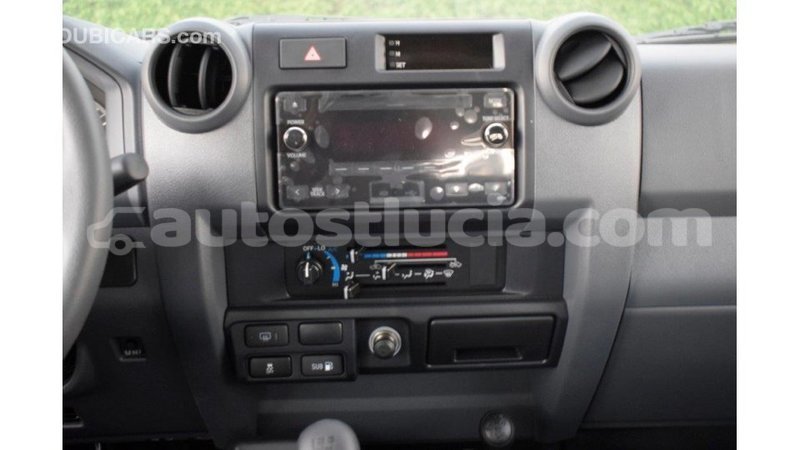 Big with watermark toyota land cruiser anse la raye import dubai 1844