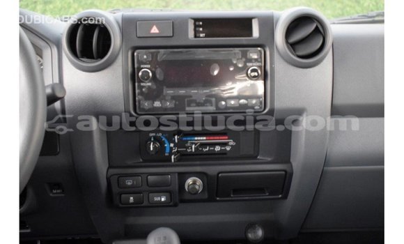 Buy Import Toyota Land Cruiser White Car in Import - Dubai in Anse-la-Raye Buy Import Toyota Land Cruiser White Car in Import - Dubai in Anse-la-Raye