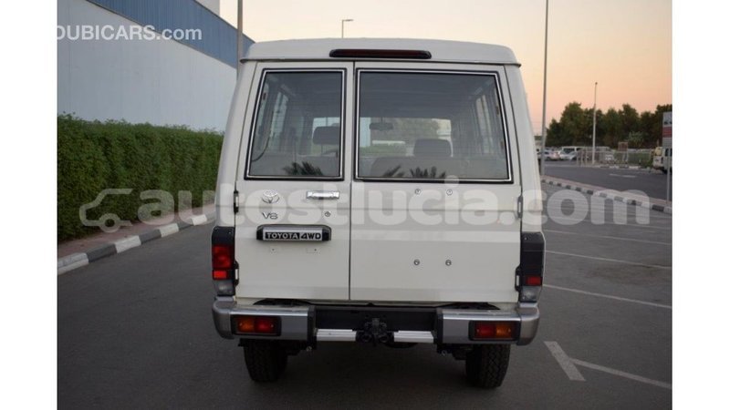 Big with watermark toyota land cruiser anse la raye import dubai 1844