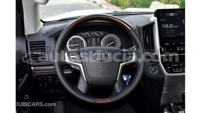 Big with watermark toyota land cruiser anse la raye import dubai 1847