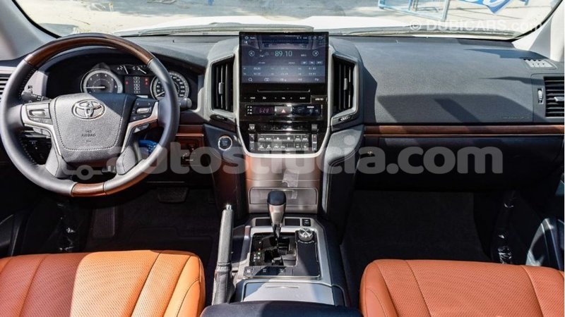 Big with watermark toyota land cruiser anse la raye import dubai 1849