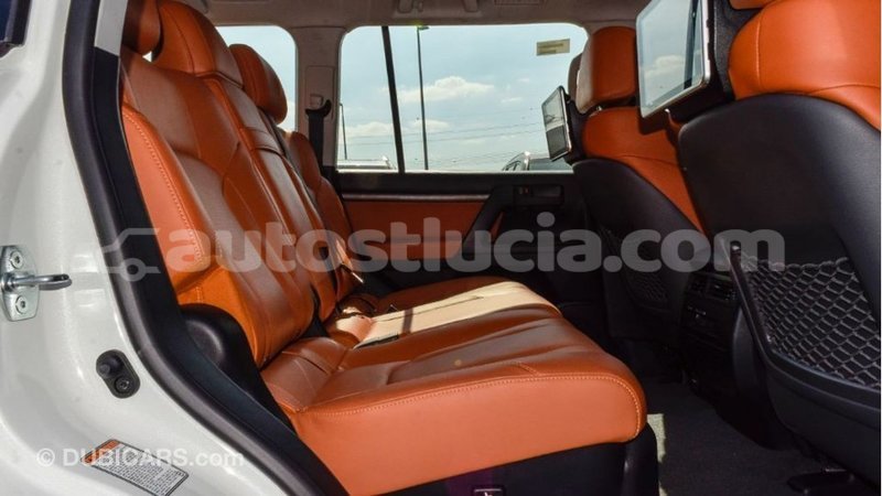 Big with watermark toyota land cruiser anse la raye import dubai 1849