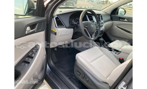 Buy Import Hyundai Tucson White Car in Import - Dubai in Anse-la-Raye Buy Import Hyundai Tucson White Car in Import - Dubai in Anse-la-Raye