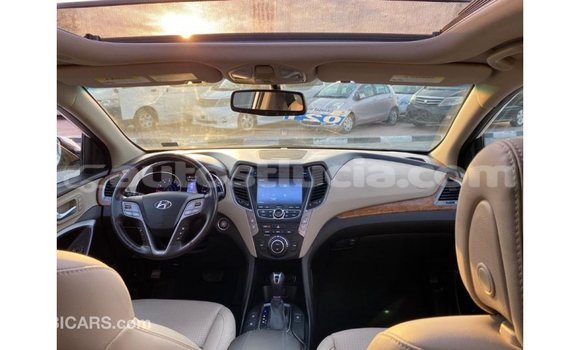 Buy Import Hyundai Santa Fe White Car in Import - Dubai in Anse-la-Raye Buy Import Hyundai Santa Fe White Car in Import - Dubai in Anse-la-Raye