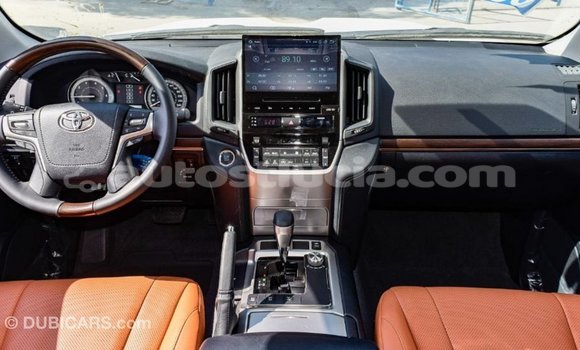 Buy Import Toyota Land Cruiser White Car in Import - Dubai in Anse-la-Raye Buy Import Toyota Land Cruiser White Car in Import - Dubai in Anse-la-Raye