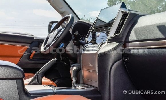 Buy Import Toyota Land Cruiser White Car in Import - Dubai in Anse-la-Raye Buy Import Toyota Land Cruiser White Car in Import - Dubai in Anse-la-Raye