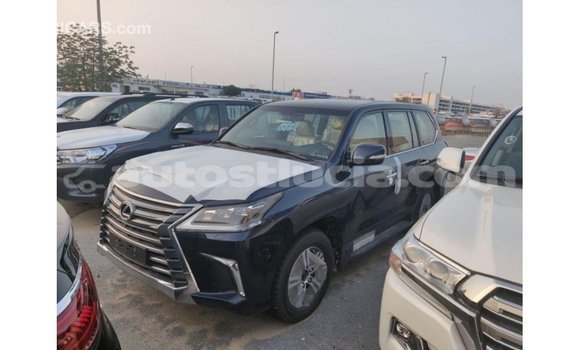 Acheter Import Voiture Lexus LX Bleu à Import - Dubai, Anse-la-Raye Acheter Import Voiture Lexus LX Bleu à Import - Dubai, Anse-la-Raye