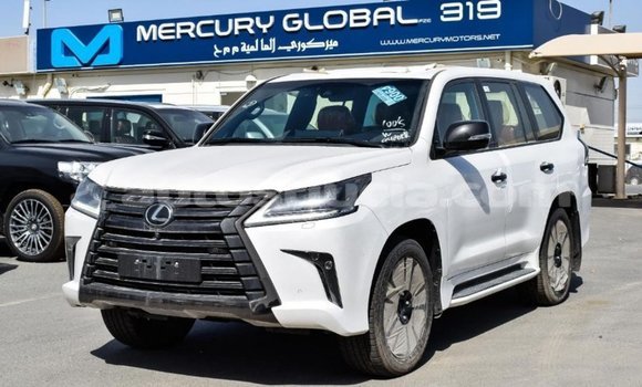 Acheter Import Voiture Lexus LX Blanc à Import - Dubai, Anse-la-Raye Acheter Import Voiture Lexus LX Blanc à Import - Dubai, Anse-la-Raye