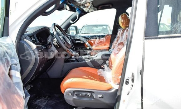 Acheter Import Voiture Lexus LX Blanc à Import - Dubai, Anse-la-Raye Acheter Import Voiture Lexus LX Blanc à Import - Dubai, Anse-la-Raye