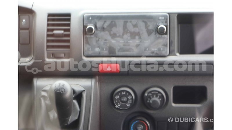 Big with watermark toyota hiace anse la raye import dubai 1877