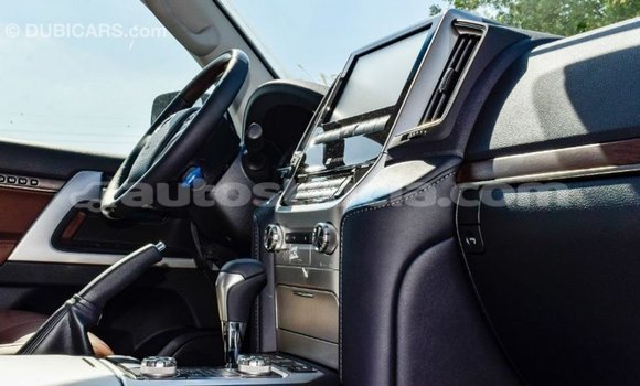 Buy Import Toyota Land Cruiser Black Car in Import - Dubai in Anse-la-Raye Buy Import Toyota Land Cruiser Black Car in Import - Dubai in Anse-la-Raye