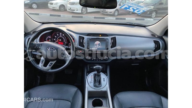 Big with watermark kia sportage anse la raye import dubai 1881
