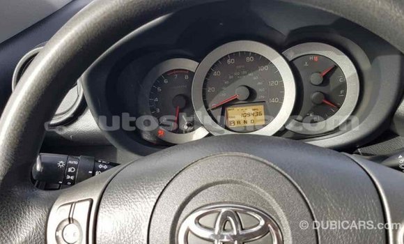 Buy Import Toyota HiAce Other Truck in Import - Dubai in Anse-la-Raye Buy Import Toyota HiAce Other Truck in Import - Dubai in Anse-la-Raye