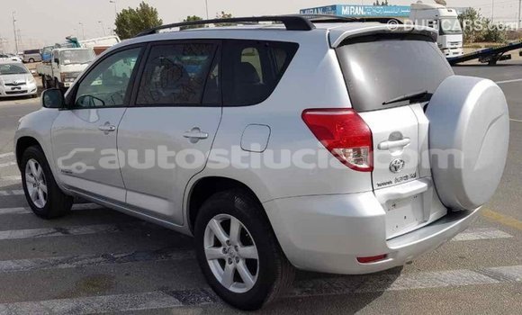 Buy Import Toyota HiAce Other Truck in Import - Dubai in Anse-la-Raye Buy Import Toyota HiAce Other Truck in Import - Dubai in Anse-la-Raye