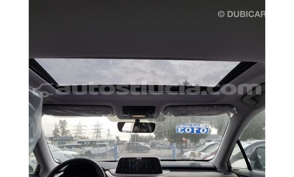 Acheter Import Voiture Lexus CT Noir à Import - Dubai, Anse-la-Raye Acheter Import Voiture Lexus CT Noir à Import - Dubai, Anse-la-Raye