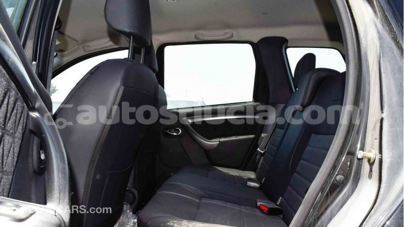 Big with watermark renault duster anse la raye import dubai 1895