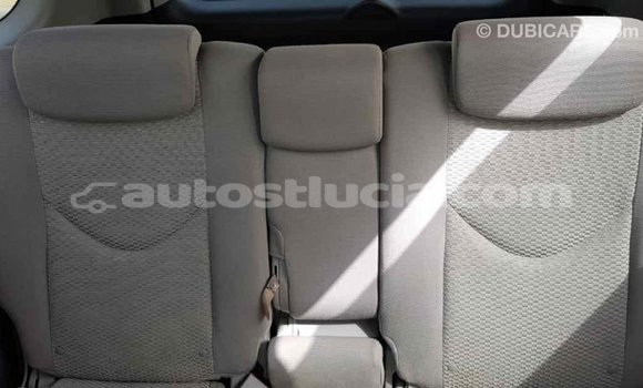 Buy Import Toyota HiAce Other Truck in Import - Dubai in Anse-la-Raye Buy Import Toyota HiAce Other Truck in Import - Dubai in Anse-la-Raye