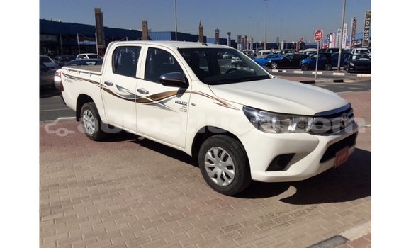 Buy Import Toyota Hilux White Car in Import - Dubai in Anse-la-Raye Buy Import Toyota Hilux White Car in Import - Dubai in Anse-la-Raye