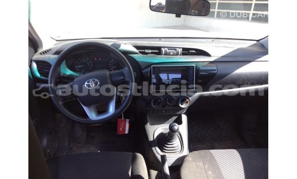 Buy Import Toyota Hilux White Car in Import - Dubai in Anse-la-Raye Buy Import Toyota Hilux White Car in Import - Dubai in Anse-la-Raye