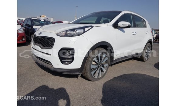 Acheter Import Voiture Kia Sportage Blanc à Import - Dubai, Anse-la-Raye Acheter Import Voiture Kia Sportage Blanc à Import - Dubai, Anse-la-Raye