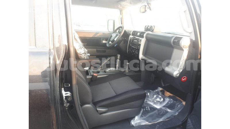 Big with watermark toyota fj cruiser anse la raye import dubai 1917