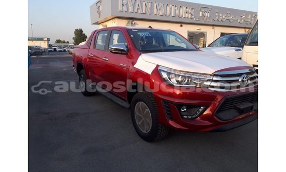 Acheter Import Voiture Toyota Hilux Rouge à Import - Dubai, Anse-la-Raye Acheter Import Voiture Toyota Hilux Rouge à Import - Dubai, Anse-la-Raye