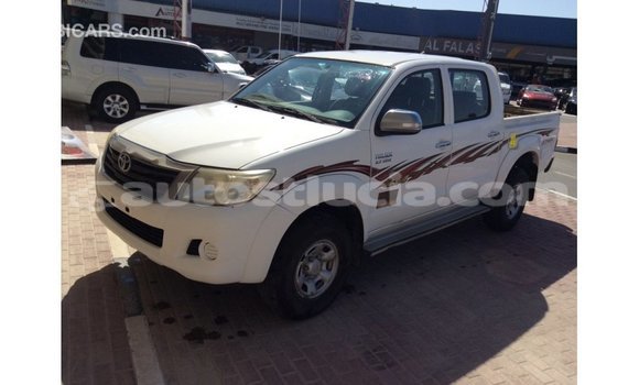 Buy Import Toyota Hilux White Car in Import - Dubai in Anse-la-Raye Buy Import Toyota Hilux White Car in Import - Dubai in Anse-la-Raye