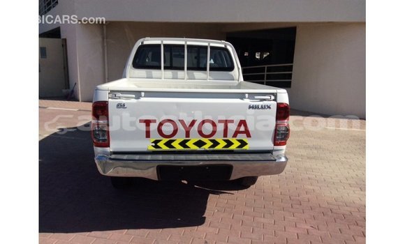 Buy Import Toyota Hilux White Car in Import - Dubai in Anse-la-Raye Buy Import Toyota Hilux White Car in Import - Dubai in Anse-la-Raye