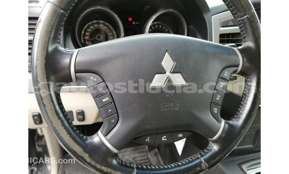 Buy Import Mitsubishi Pajero Black Car in Import - Dubai in Anse-la-Raye Buy Import Mitsubishi Pajero Black Car in Import - Dubai in Anse-la-Raye