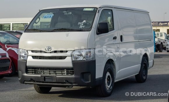 Acheter Import Voiture Toyota Hiace Blanc à Import - Dubai, Anse-la-Raye Acheter Import Voiture Toyota Hiace Blanc à Import - Dubai, Anse-la-Raye
