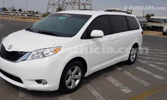 Buy Import Toyota Sienna White Car in Import - Dubai in Anse-la-Raye Buy Import Toyota Sienna White Car in Import - Dubai in Anse-la-Raye