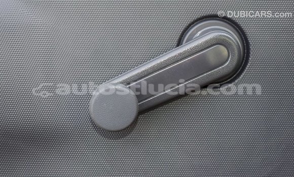 Acheter Import Voiture Toyota Hiace Blanc à Import - Dubai, Anse-la-Raye Acheter Import Voiture Toyota Hiace Blanc à Import - Dubai, Anse-la-Raye