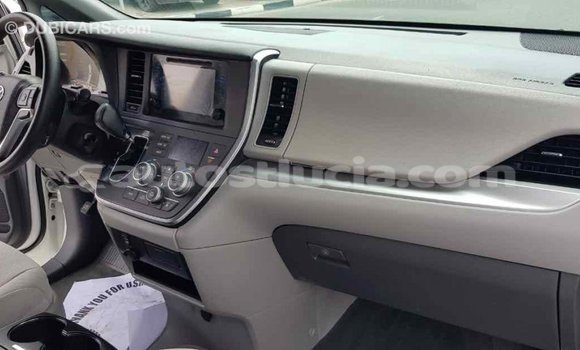 Buy Import Toyota Sienna White Car in Import - Dubai in Anse-la-Raye Buy Import Toyota Sienna White Car in Import - Dubai in Anse-la-Raye