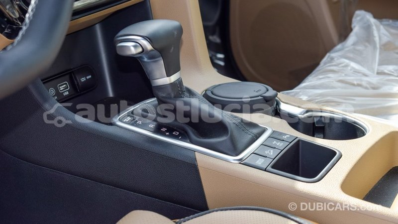 Big with watermark kia sportage anse la raye import dubai 1951