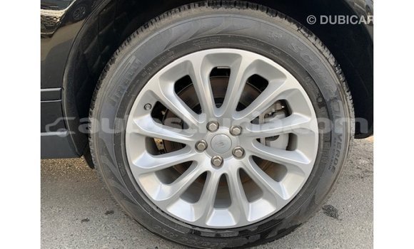 Acheter Import Voiture Land Rover Range Rover Noir à Import - Dubai, Anse-la-Raye Acheter Import Voiture Land Rover Range Rover Noir à Import - Dubai, Anse-la-Raye