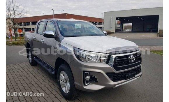 Buy Import Toyota Hilux Brown Car in Import - Dubai in Anse-la-Raye Buy Import Toyota Hilux Brown Car in Import - Dubai in Anse-la-Raye