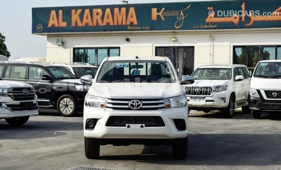 Acheter Import Voiture Toyota Hilux Blanc à Import - Dubai, Anse-la-Raye Acheter Import Voiture Toyota Hilux Blanc à Import - Dubai, Anse-la-Raye