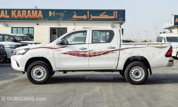 Acheter Import Voiture Toyota Hilux Blanc à Import - Dubai, Anse-la-Raye Acheter Import Voiture Toyota Hilux Blanc à Import - Dubai, Anse-la-Raye