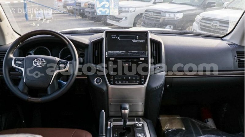 Big with watermark toyota land cruiser anse la raye import dubai 1988