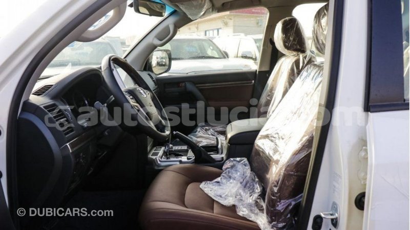 Big with watermark toyota land cruiser anse la raye import dubai 1988