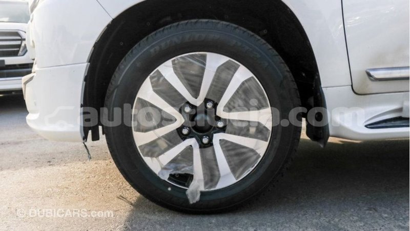 Big with watermark toyota land cruiser anse la raye import dubai 1988