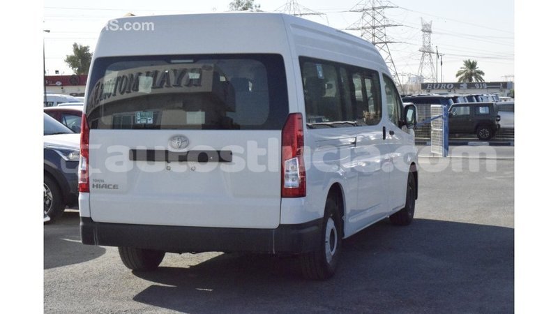 Big with watermark toyota hiace anse la raye import dubai 1989