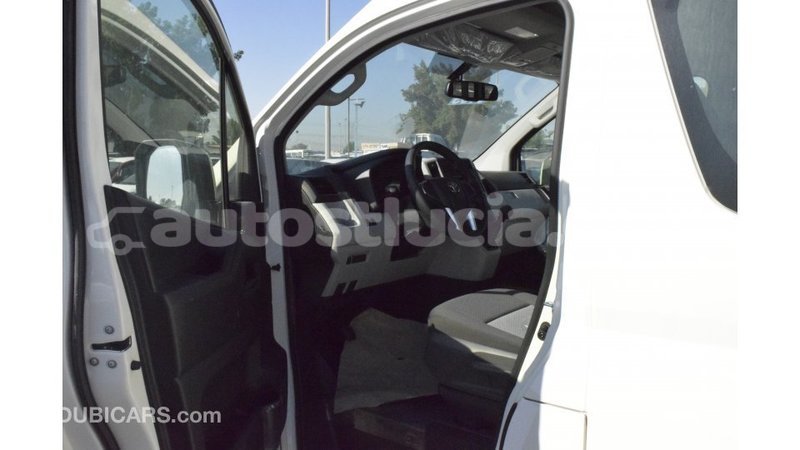 Big with watermark toyota hiace anse la raye import dubai 1989